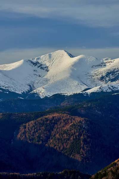Mountain Range Early Spring Snow — Stock Photo, Image