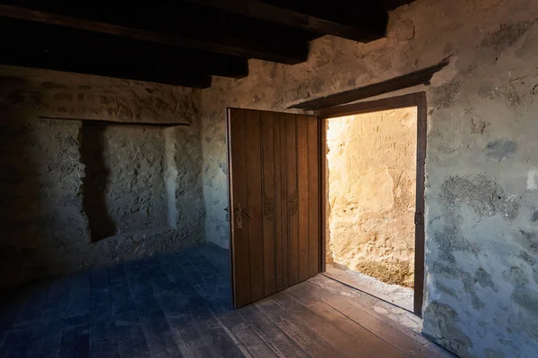 Interior Dari Sebuah Ruangan Dari Benteng Abad Pertengahan — Stok Foto