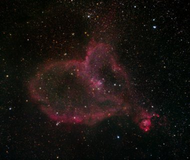 Kalp nebulası (IC 1805) kişisel teleskopla çekildi