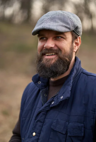 Closeup Handsome Bearded Young Man Outdoor — Stock Photo, Image