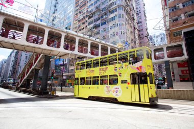 Elektrik yük arabaları ve motorlu araçlar Hong Kong