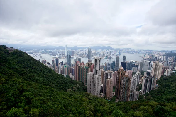 Paysage urbain de Hong Kong depuis le sommet — Photo