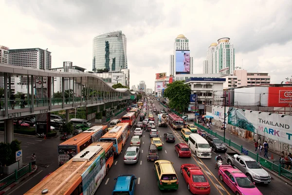 Bangkok stadsbild trafik — Stockfoto