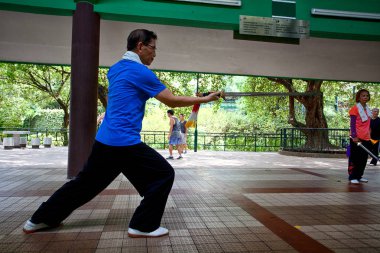 Wushu okulunun, kimliği belirsiz bir atlet 