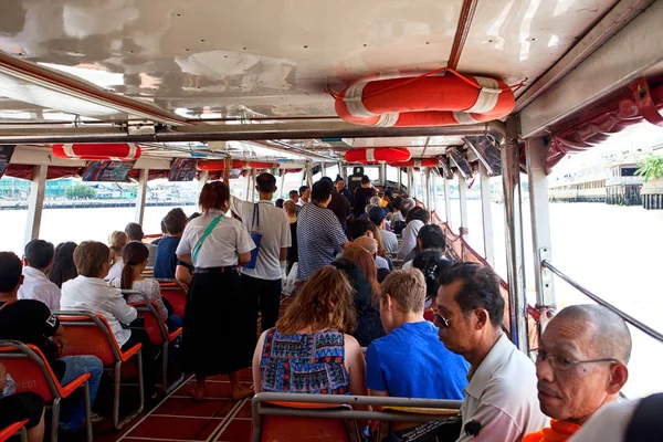 Parkoviste taxi v Bangkoku — Stock fotografie