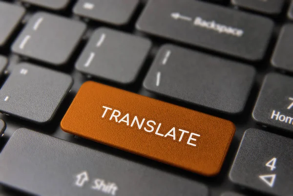 Concept de service de traduction sur clavier d'ordinateur portable — Photo