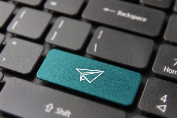 Paper plane button for creative business message — Stock Photo, Image