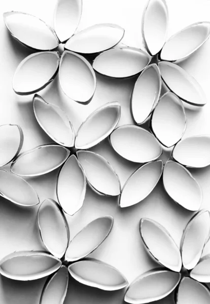 Flores de papel sobre blanco — Foto de Stock