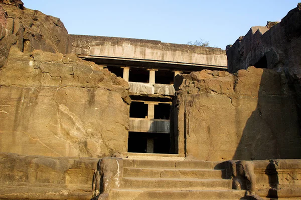 Çok katlı Mağara Tapınağı. Ellora. — Stok fotoğraf