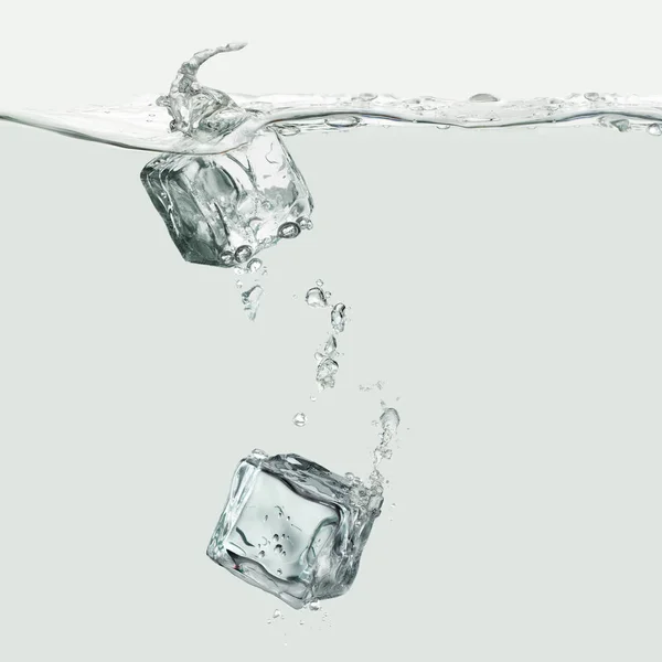 Вода волна с кубиками льда и пузырьками воздуха — стоковое фото