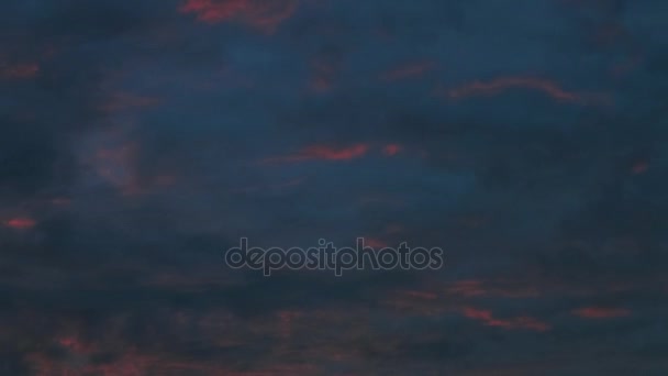 Čas časosběrné záběry z mraků s živými barvami. Zasněný. Halucinogenní. — Stock video