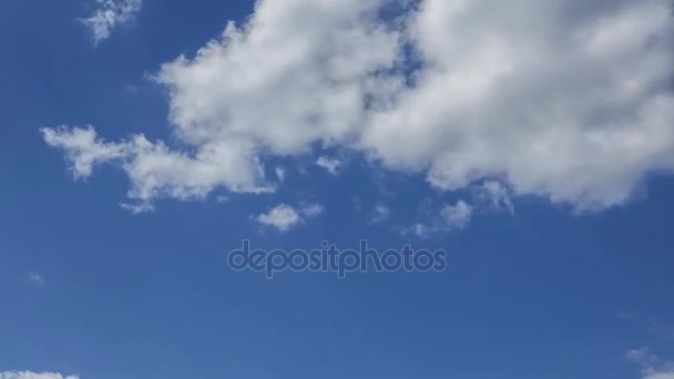 Rörliga moln och himmel tidsinställd — Stockvideo