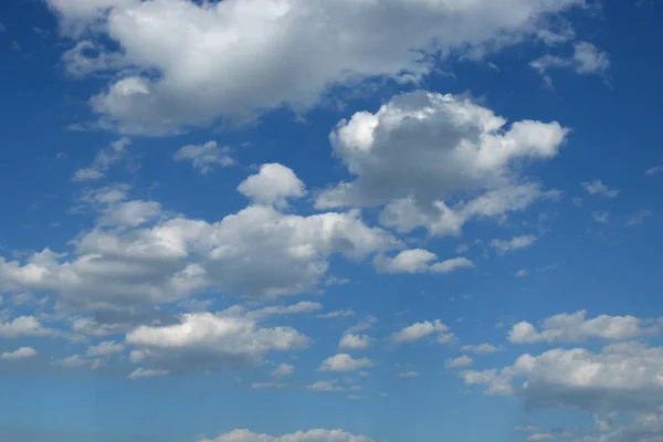 雲の背景 空の雲と青空 — ストック写真