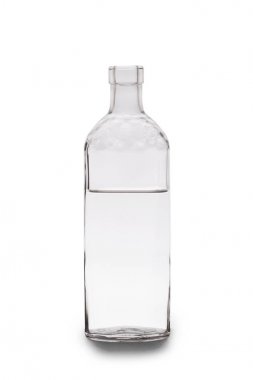 yarım şişe güçlü alkol