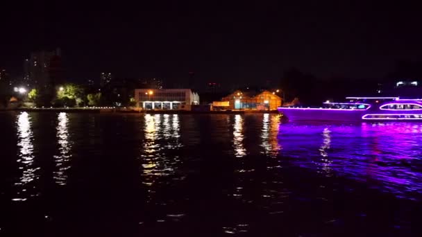 Notte Chao Phraya Vista Sul Fiume Nave Crociera Thailandia — Video Stock