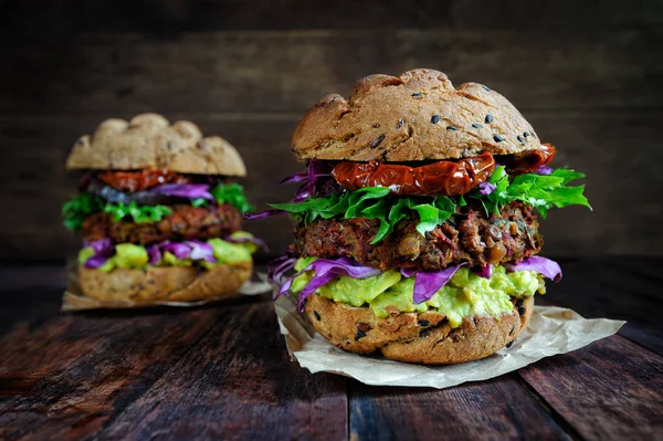 Hambúrguer vegetariano caseiro — Fotografia de Stock