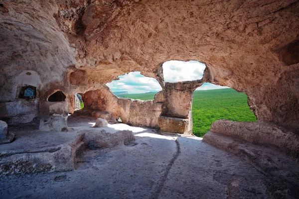 Oude Byzantijnse Tempel Middeleeuwse Grottenstad Eski Kermen Gelegen Schiereiland Van — Stockfoto