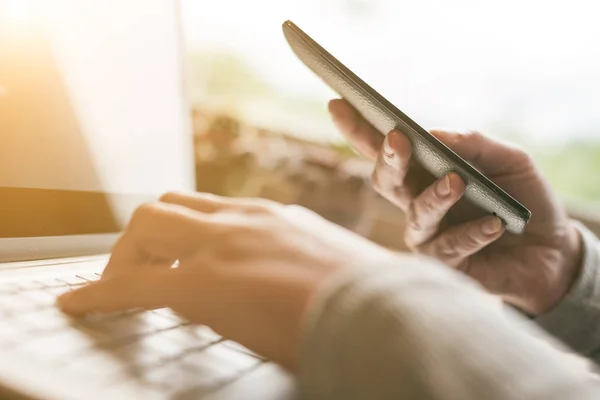 Working at home — Stock Photo, Image