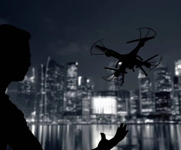 Drone flyg siluett — Stockfoto