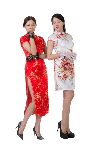 Chinese woman in traditional cheongsam — Stock Photo, Image
