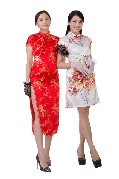 Kinesisk kvinna i traditionella cheongsam — Stockfoto