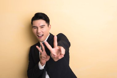 adam sana zafer bir jesti