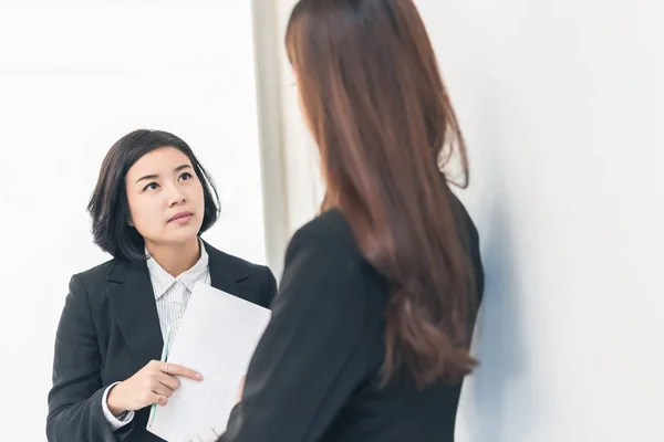 Femme cadre d'entreprise — Photo