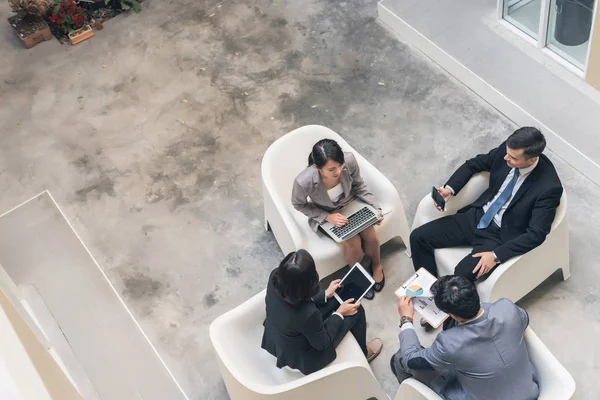 Business team discuss — Stock Photo, Image