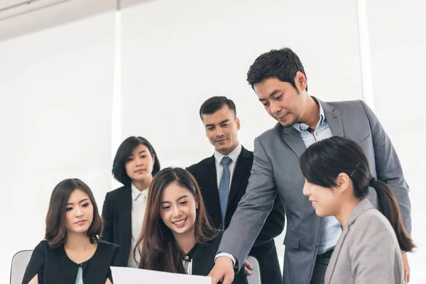 Reunião de empresários — Fotografia de Stock