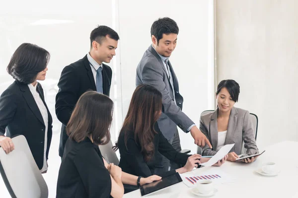 Reunião de empresários — Fotografia de Stock