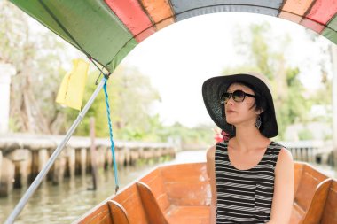 kadın Suüstü Pazarı ziyaret