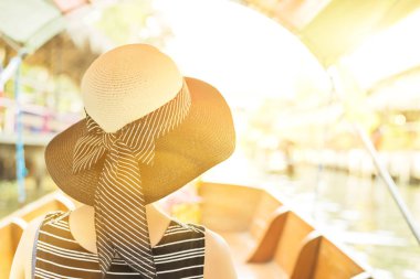 kadın Suüstü Pazarı ziyaret