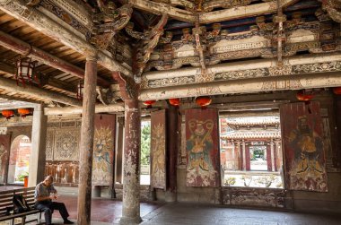 ünlü eski eski Lung-shan tapınağı