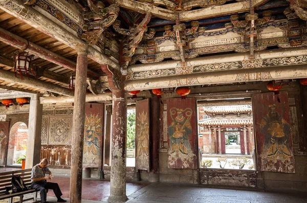 Famoso antiguo templo antiguo de Lung-shan — Foto de Stock