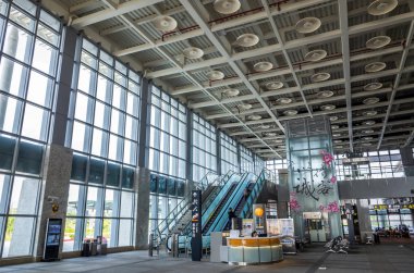 Tayvan Yüksek Hız Demiryolunun İçi