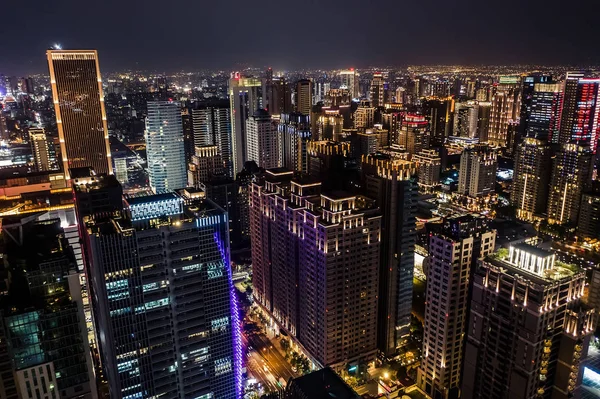 Night scene of Taichung city with skyscrapers — Stockfoto