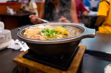 Tayvan 'da kokuşmuş soya peyniri.