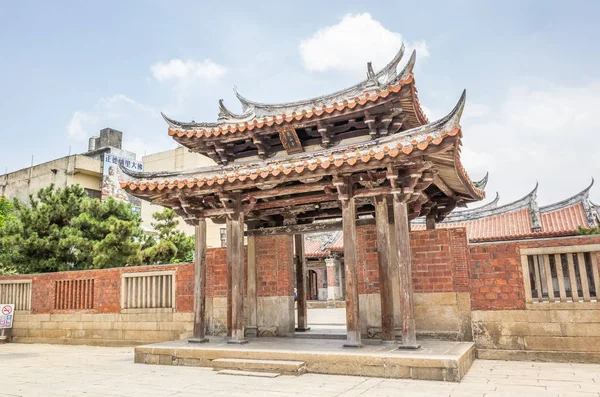 Famoso antiguo templo antiguo de Lung-shan —  Fotos de Stock