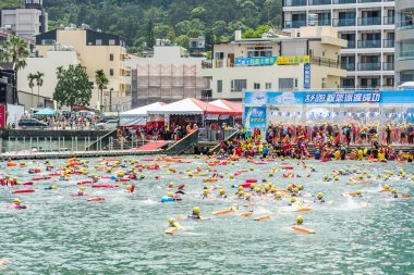 Sun Moon Gölü Yüzme Karnavalı