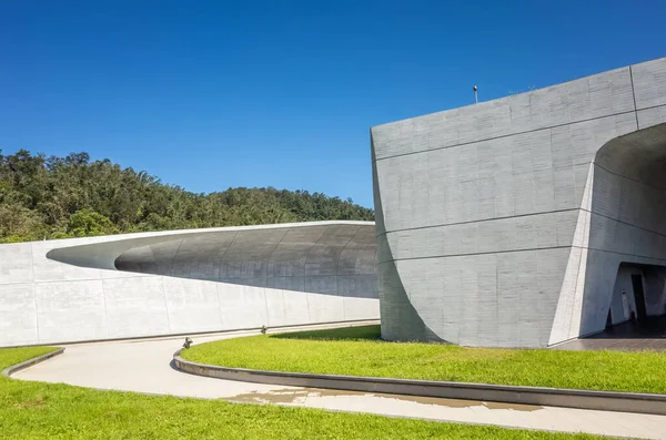 Xiangshan Ziyaretçi Merkezi modern mimarisi — Stok fotoğraf