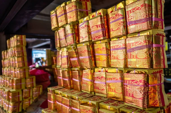 Papéis de ouro joss chinês — Fotografia de Stock