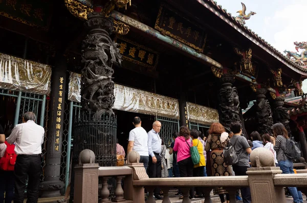 Famosa atracción del templo de Lungshan — Foto de Stock