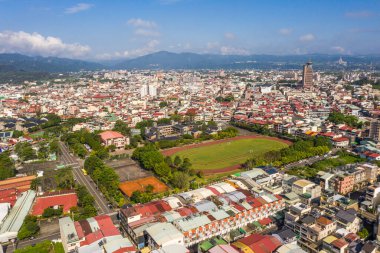 Puli kasabasının havadan görünümü