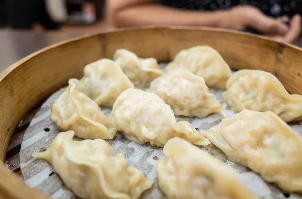 Berühmte Taiwanesische Snacks Mit Gedämpften Knödeln Auf Dem Tisch Einem — Stockfoto