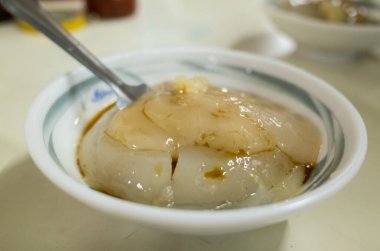 Köfteler, Tayvan ünlüleri ve geleneksel lezzet atıştırmalıkları.