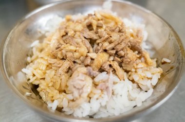 Tayvan usulü Çin usulü pilav.