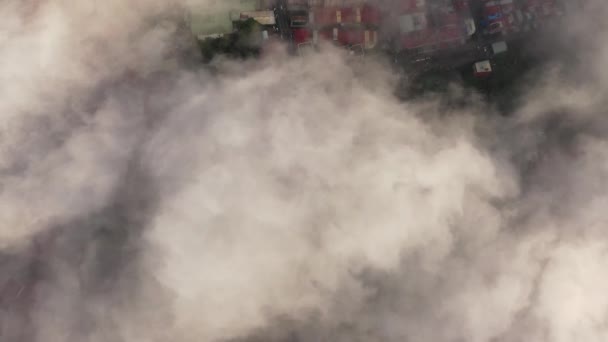 Vista aerea del paesaggio urbano di Puli con nuvole — Video Stock