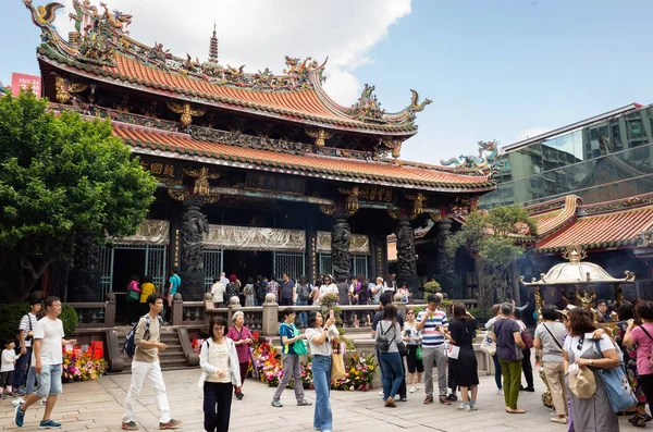 Taipei Taiwán Octubre 2019 Famosa Atracción Del Templo Lungshan Taipei —  Fotos de Stock