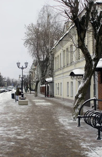 俄罗斯小镇的冬季大街 — 图库照片