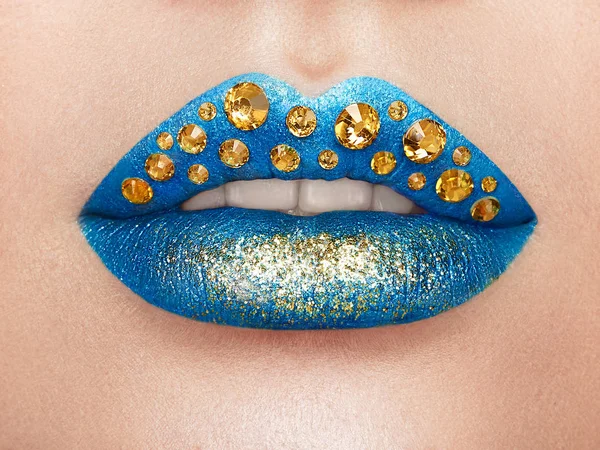 Close up view of beautiful woman lips with blue lipstick — Stock Photo, Image